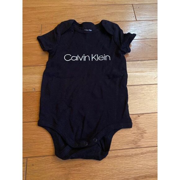 Bundle of 4 Calvin Klein/Child of Mine mixed neutral 6 - 12 month baby one piece - Picture 4 of 7